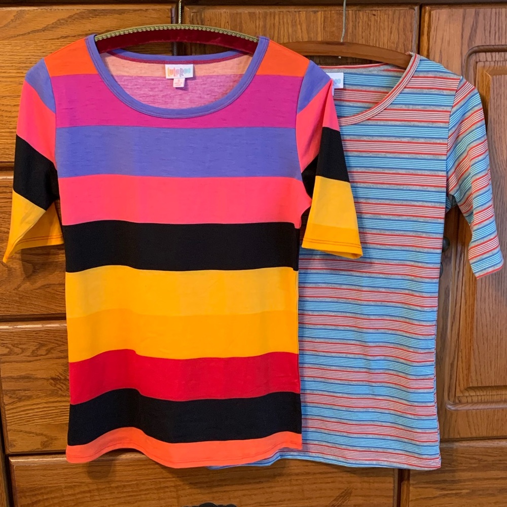 NWOT** Two LuLaRoe Gigi Tee Shirts - Picture 2 of 7